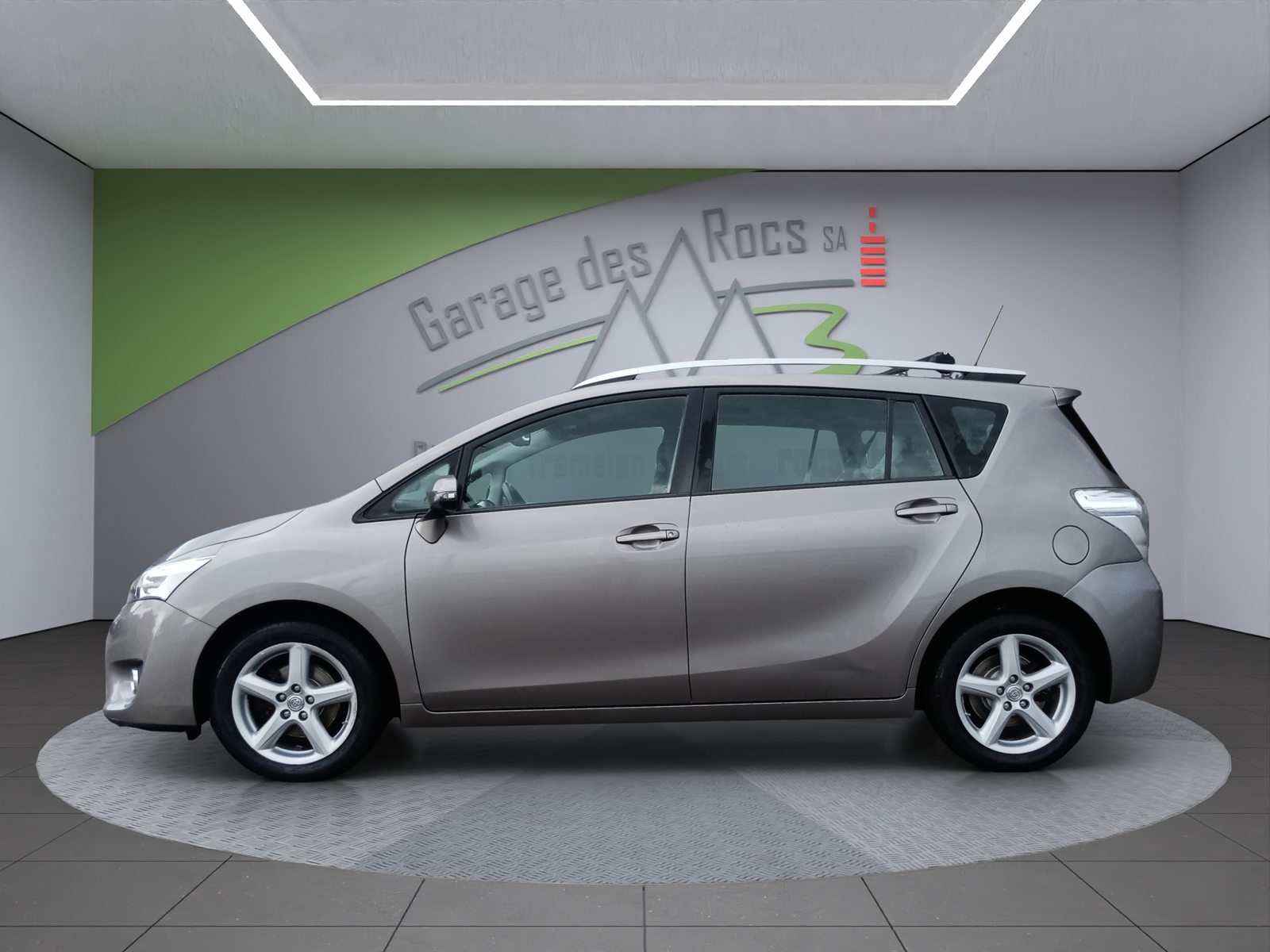 TOYOTA Verso 1.8 VVT-i Luna 7P, Petrol, Second hand / Used, Manual - 4