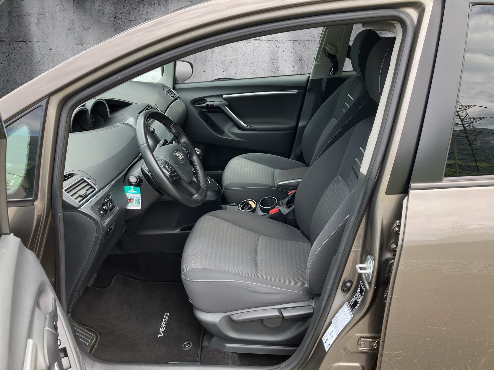TOYOTA Verso 1.8 VVT-i Limited Edition 7P, Essence, Occasion / Utilisé, Automatique - 6