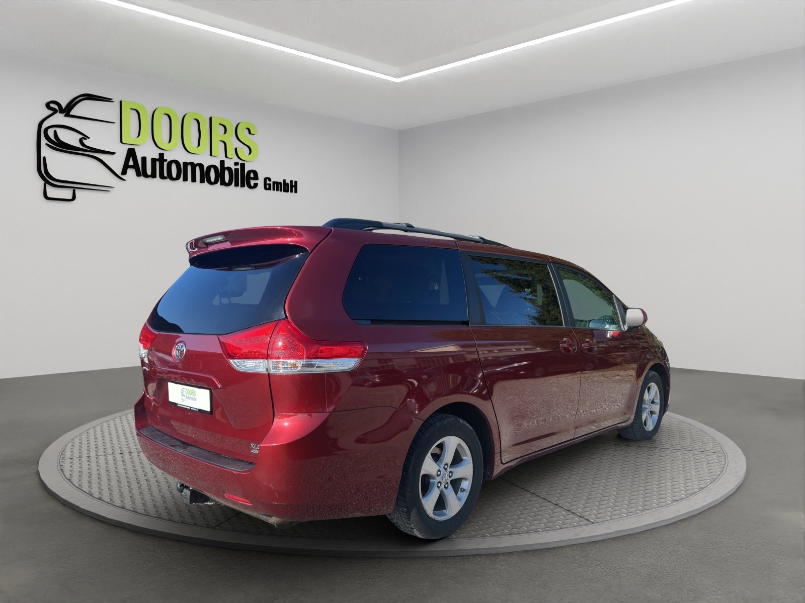 TOYOTA XLE Sienna AWD, Essence, Occasion / Utilisé, Automatique - 4