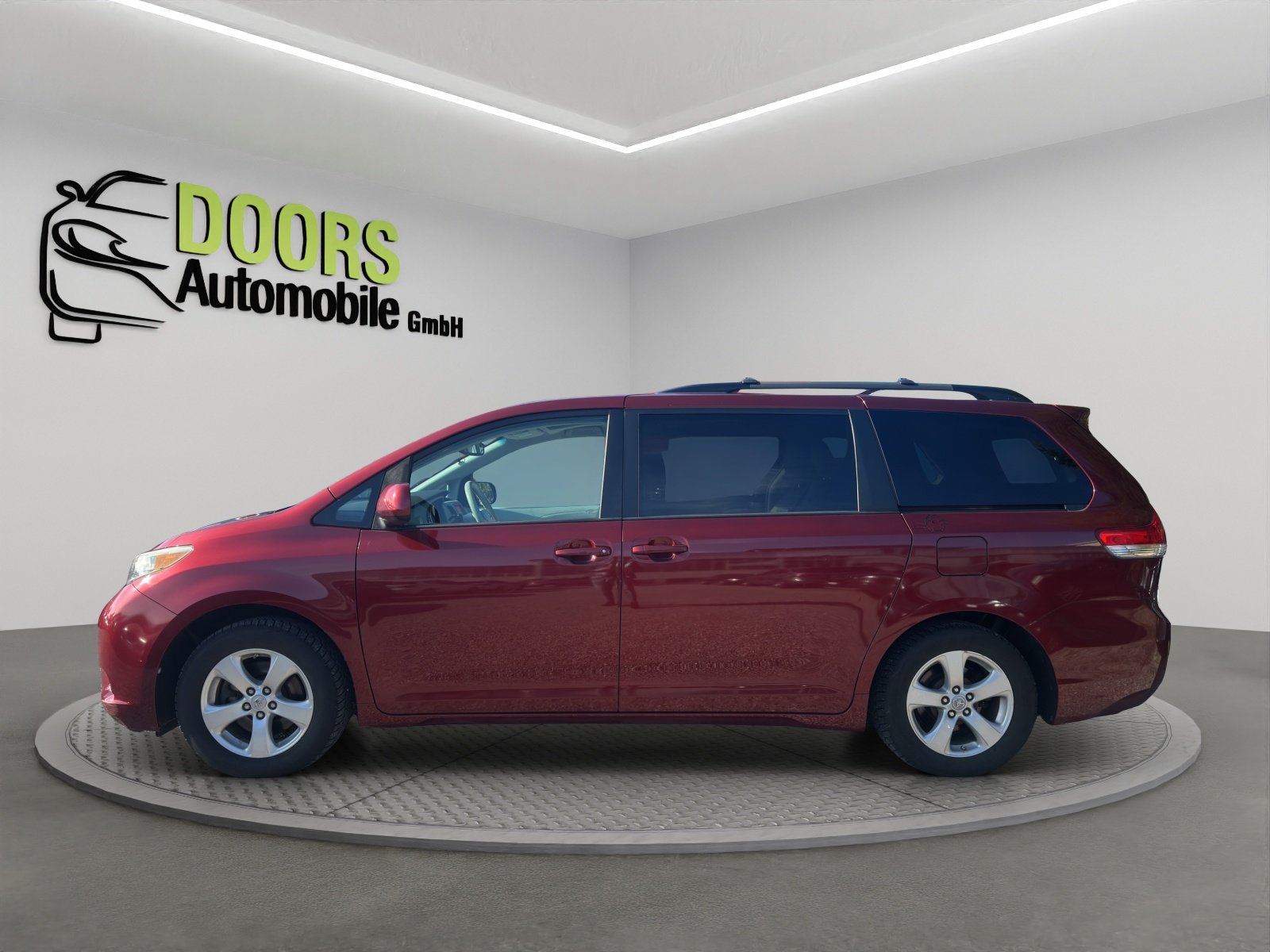 TOYOTA XLE Sienna AWD, Essence, Occasion / Utilisé, Automatique - 7