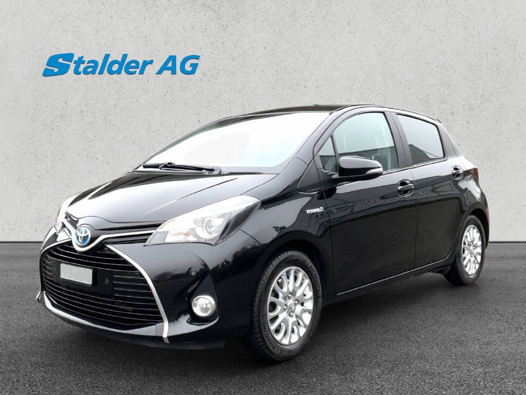 TOYOTA Yaris 1.5 VVT-i HSD Trend