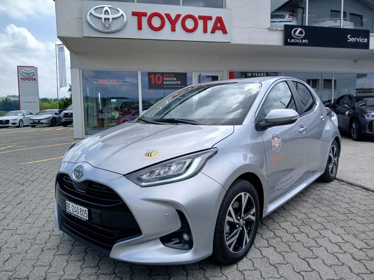 TOYOTA Yaris 1.5 VVT-i HSD Trend