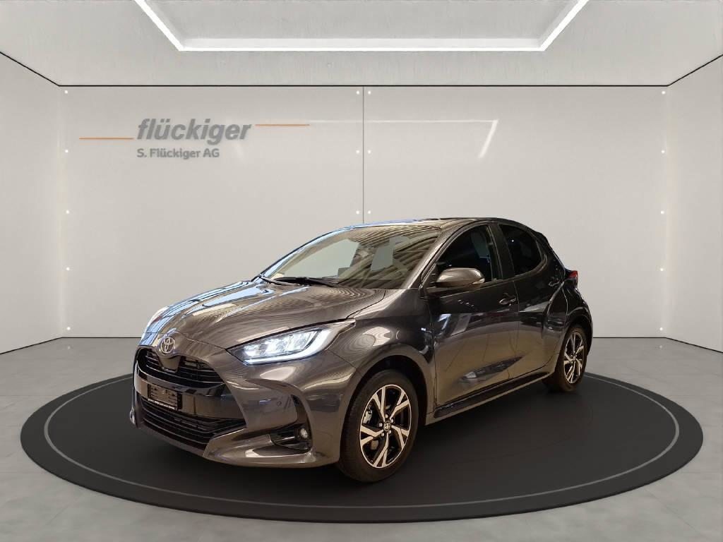 TOYOTA Yaris 1.5 VVT-i HSD Trend