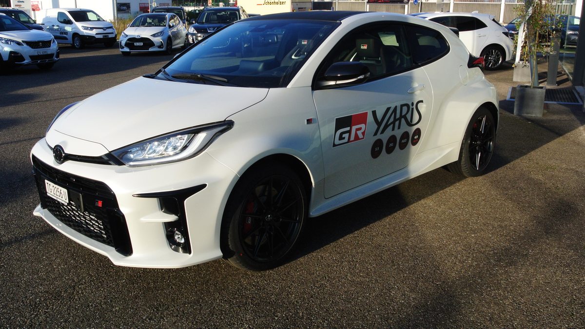 TOYOTA GR Yaris 1.6 Turbo Sport 4x4, Petrol, Second hand / Used, Manual - 3