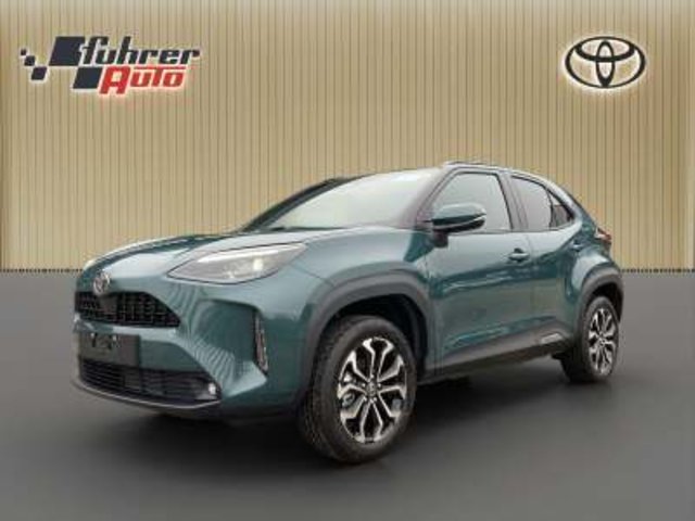 TOYOTA Yaris Cross 1.5 VVT-i HSD Trend AWD-i