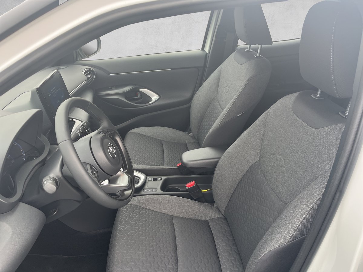 TOYOTA Yaris Cross 1.5 Team, Hybride Integrale Benzina/Elettrica, Auto nuove, Automatico - 7