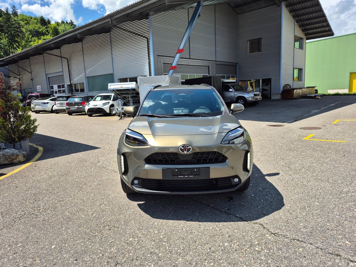 TOYOTA Yaris Cross 1.5 Trend AWDi e-CVT 130 PS, Full-Hybrid Petrol/Electric, New car, Automatic - 2