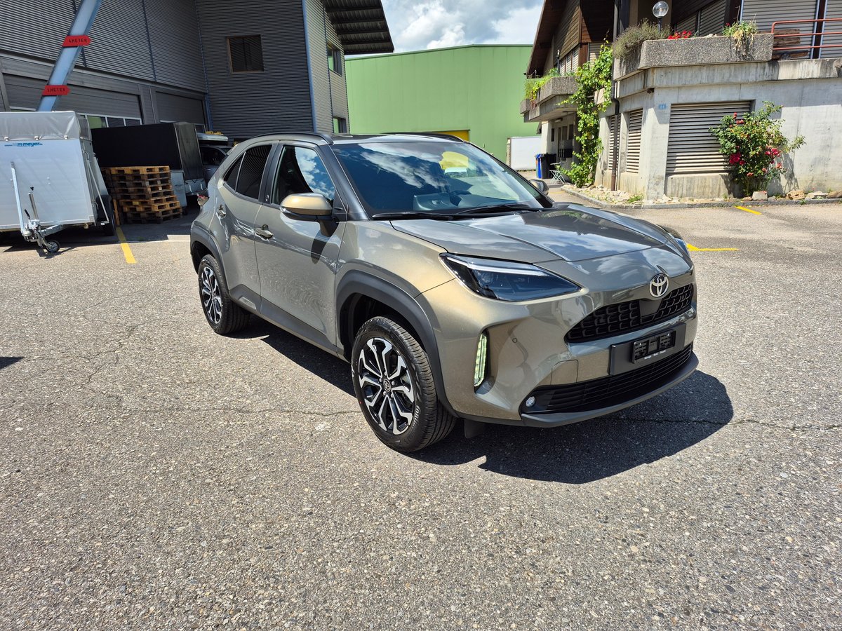 TOYOTA Yaris Cross 1.5 Trend AWDi e-CVT 130 PS, Full-Hybrid Petrol/Electric, New car, Automatic - 3