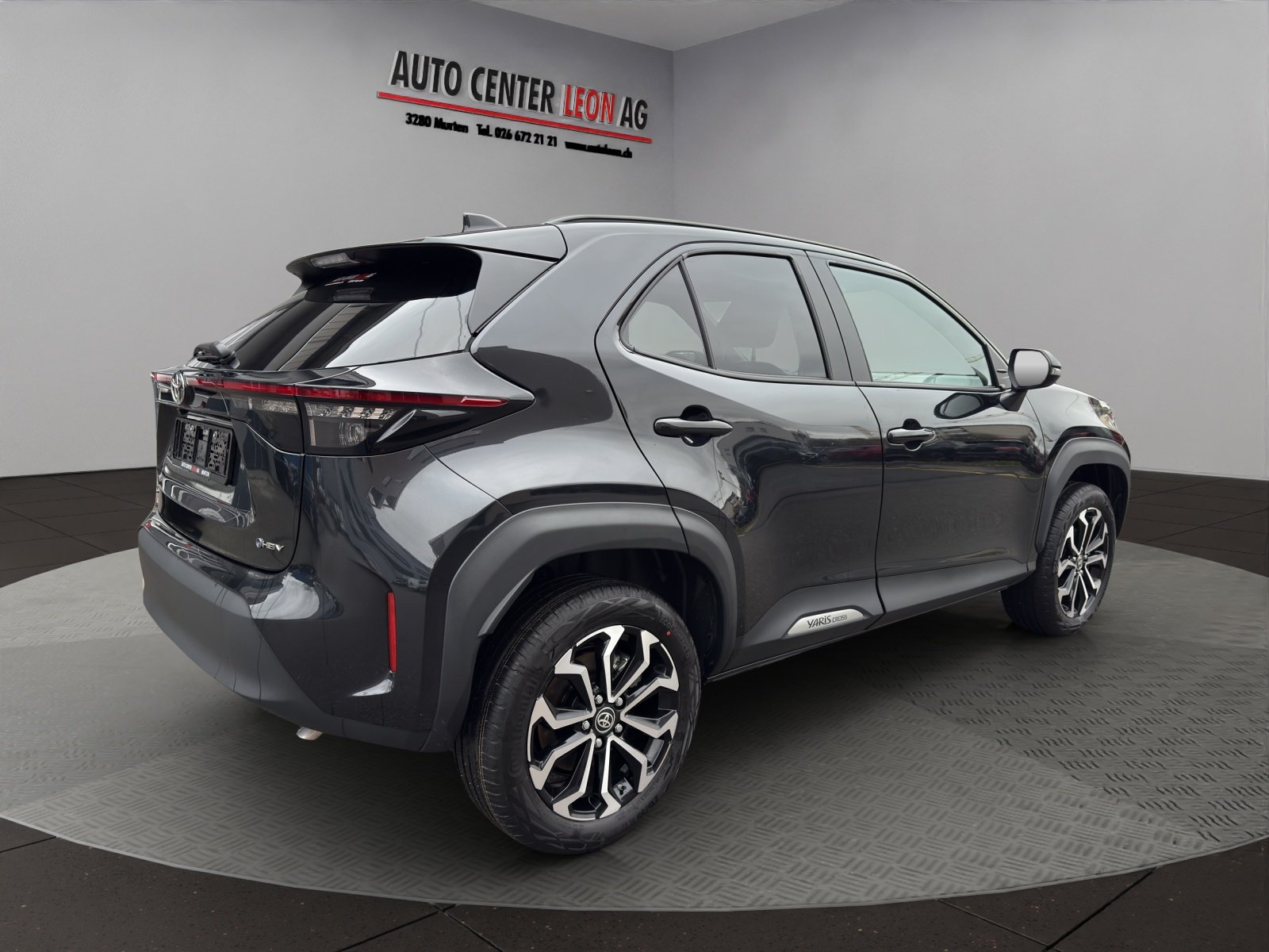 TOYOTA Yaris Cross 1.5 Premium AWDi e-CVT, Hybride Intégral Essence/Électricité, Voiture nouvelle, Automatique - 6