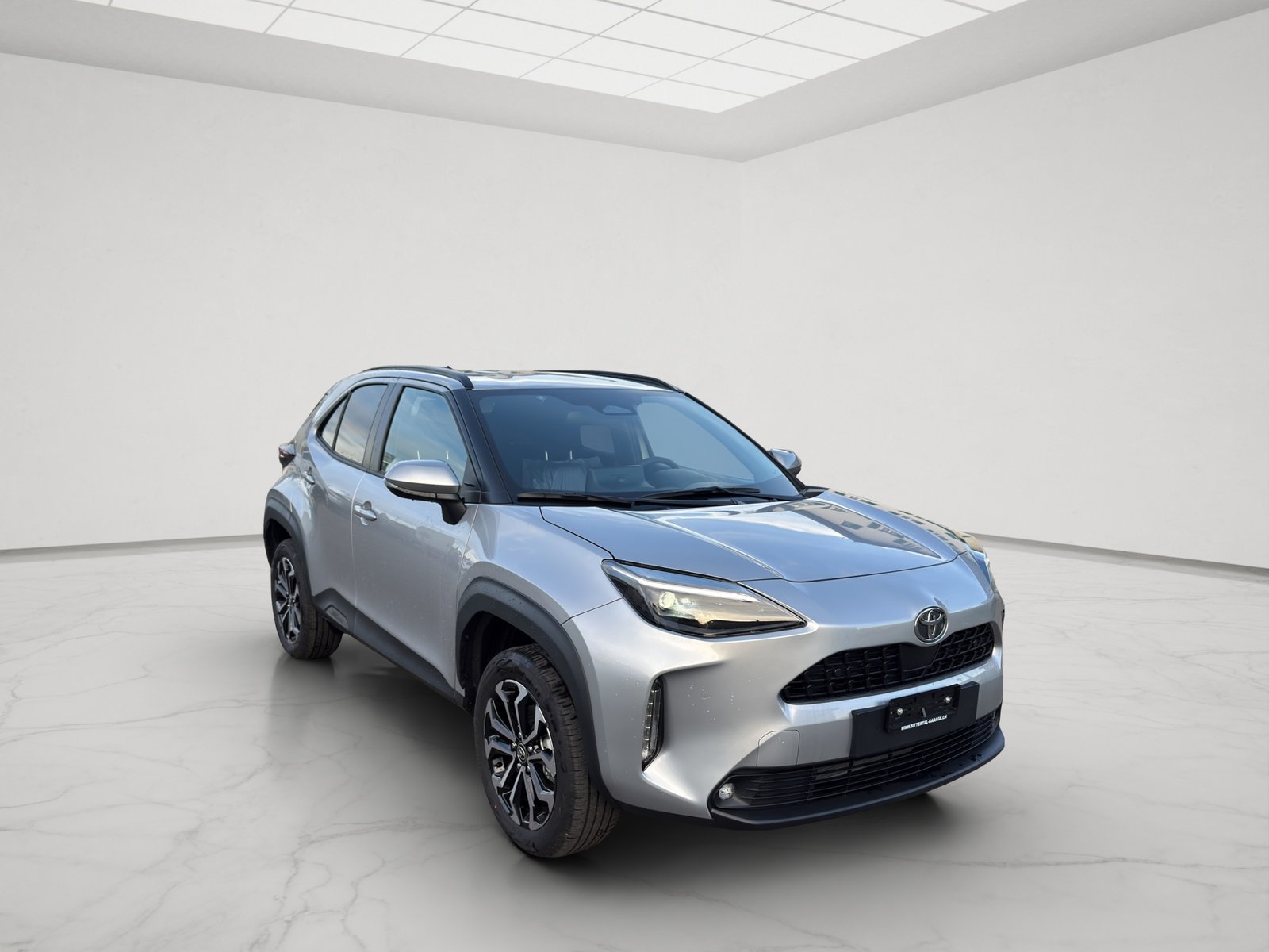 TOYOTA Yaris Cross 1.5 Trend e-CVT, Voll-Hybrid Benzin/Elektro, Neuwagen, Automatik - 2