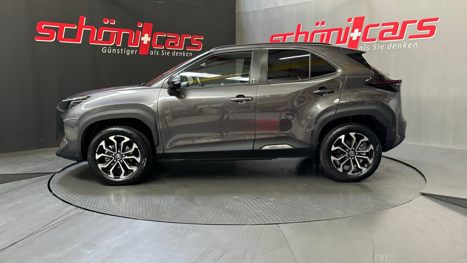 TOYOTA Yaris Cross 1.5 Trend AWDi e-CVT, Hybride Integrale Benzina/Elettrica, Auto nuove, Automatico - 3