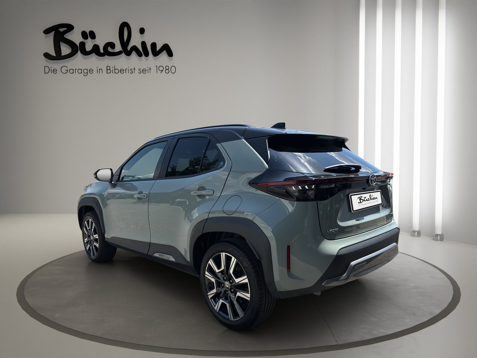 TOYOTA Yaris Cross 1.5 VVT-i HSD Premium e-CVT, Voll-Hybrid Benzin/Elektro, Neuwagen, Automatik - 5