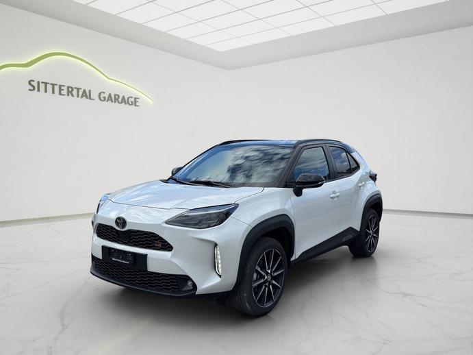 TOYOTA Yaris Cross 1.5 GR Sport e-CVT, Full-Hybrid Petrol/Electric, New car, Automatic