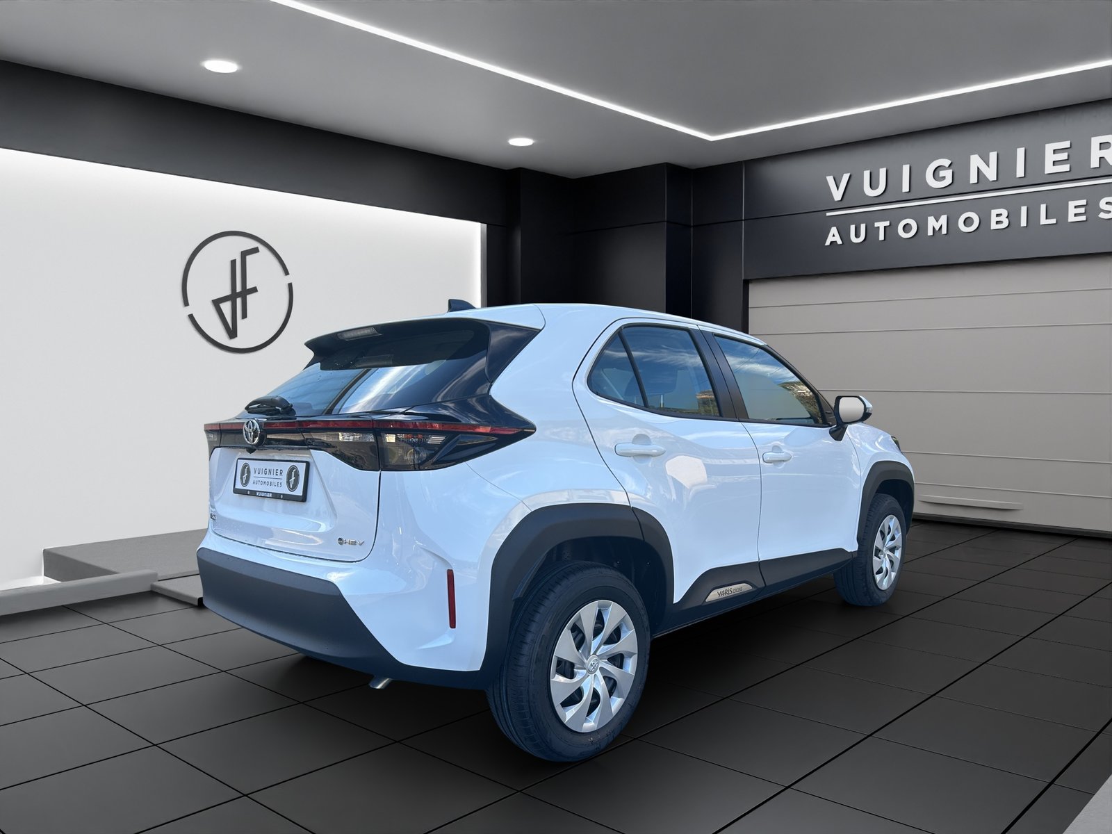 TOYOTA Yaris Cross 1.5 Comfort e-CVT, Full-Hybrid Petrol/Electric, New car, Automatic - 5