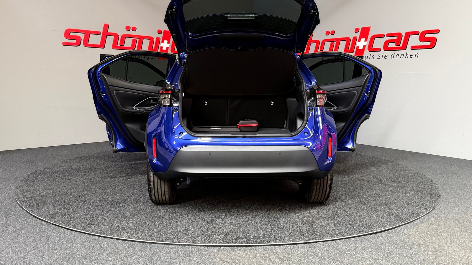 TOYOTA Yaris Cross 1.5 Trend AWDi e-CVT, Full-Hybrid Petrol/Electric, New car, Automatic - 6