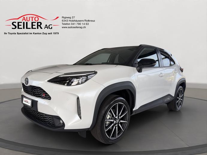 TOYOTA Yaris Cross 1.5 GR Sport e-CVT, Full-Hybrid Petrol/Electric, New car, Automatic