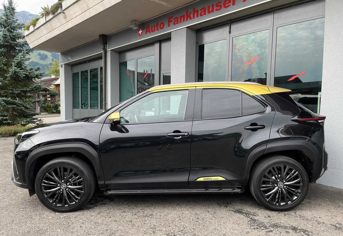 TOYOTA Yaris Cross 1.5 Adventure e-CVT AWDi, Voll-Hybrid Benzin/Elektro, Occasion / Gebraucht, Automatik - 4