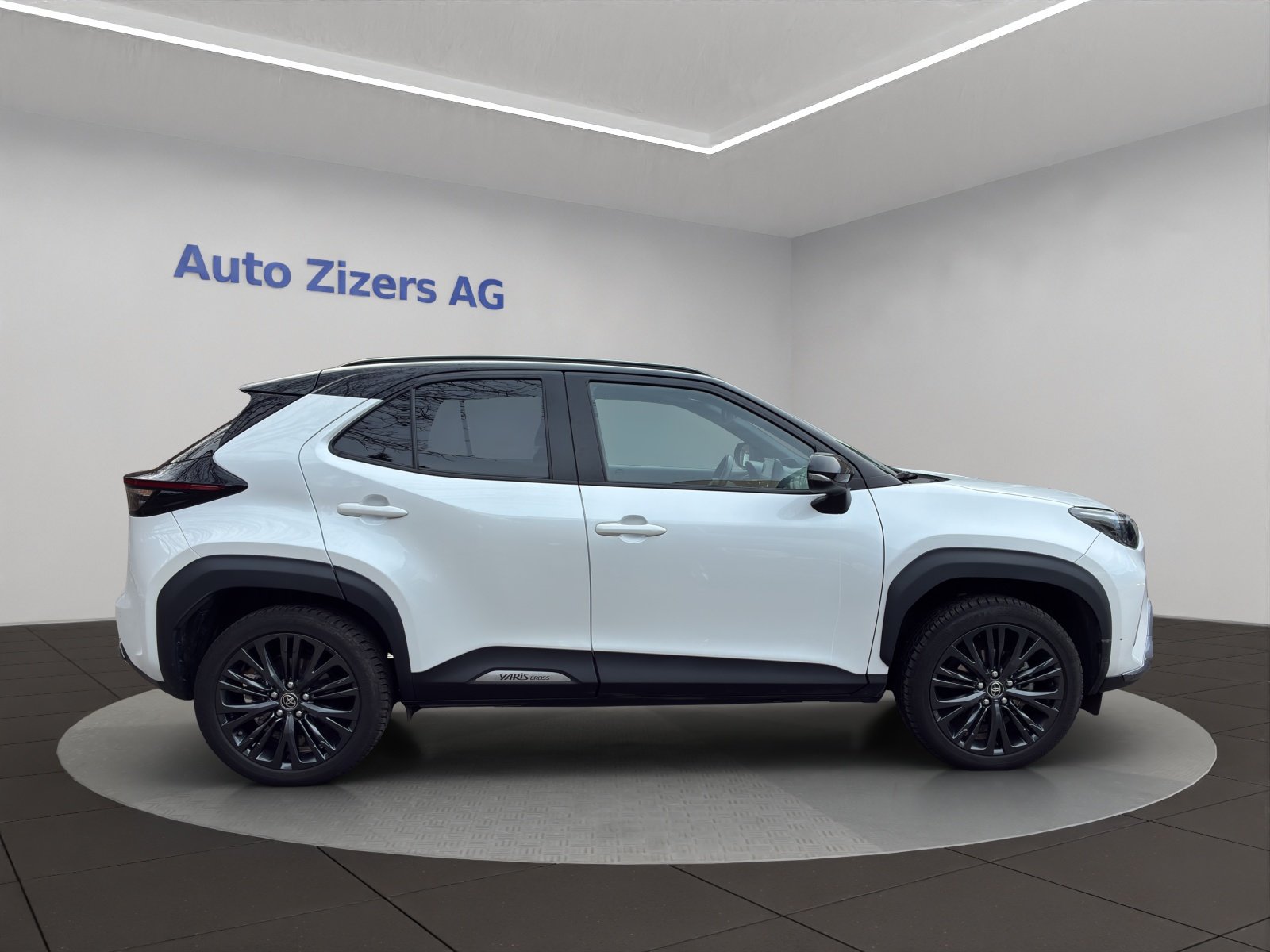 TOYOTA Yaris Cross 1.5 Adventure e-CVT AWDi, Hybride Integrale Benzina/Elettrica, Occasioni / Usate, Automatico - 7