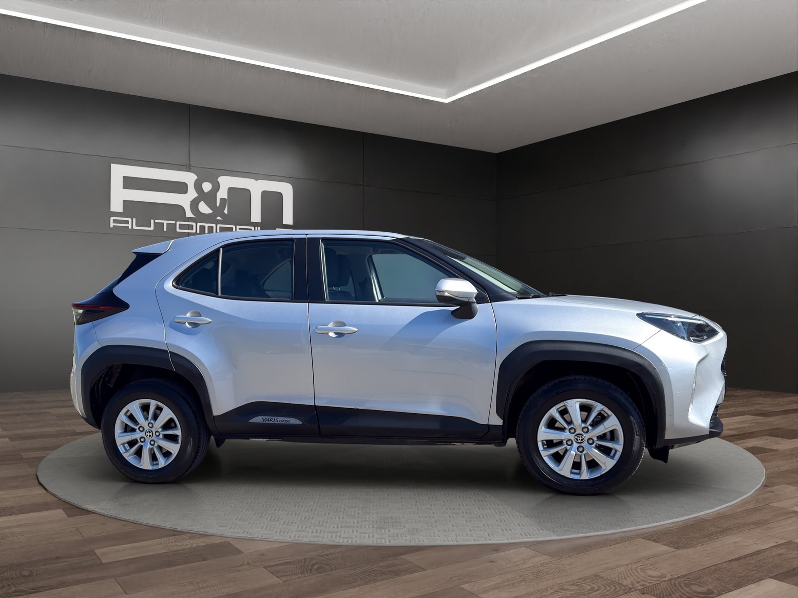 TOYOTA Yaris Cross 1.5 Trend e-CVT AWDi, Voll-Hybrid Benzin/Elektro, Occasion / Gebraucht, Automatik - 3