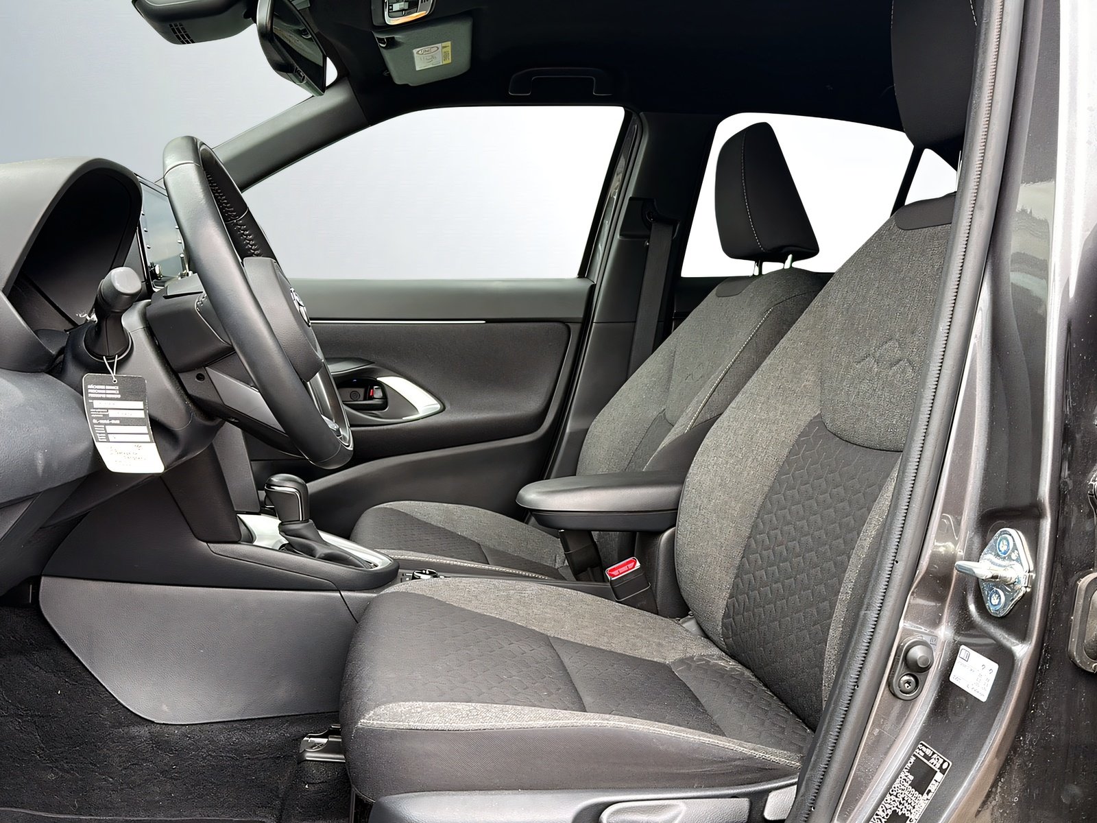 TOYOTA Yaris Cross 1.5 Trend e-CVT AWDi, Full-Hybrid Petrol/Electric, Second hand / Used, Automatic - 4