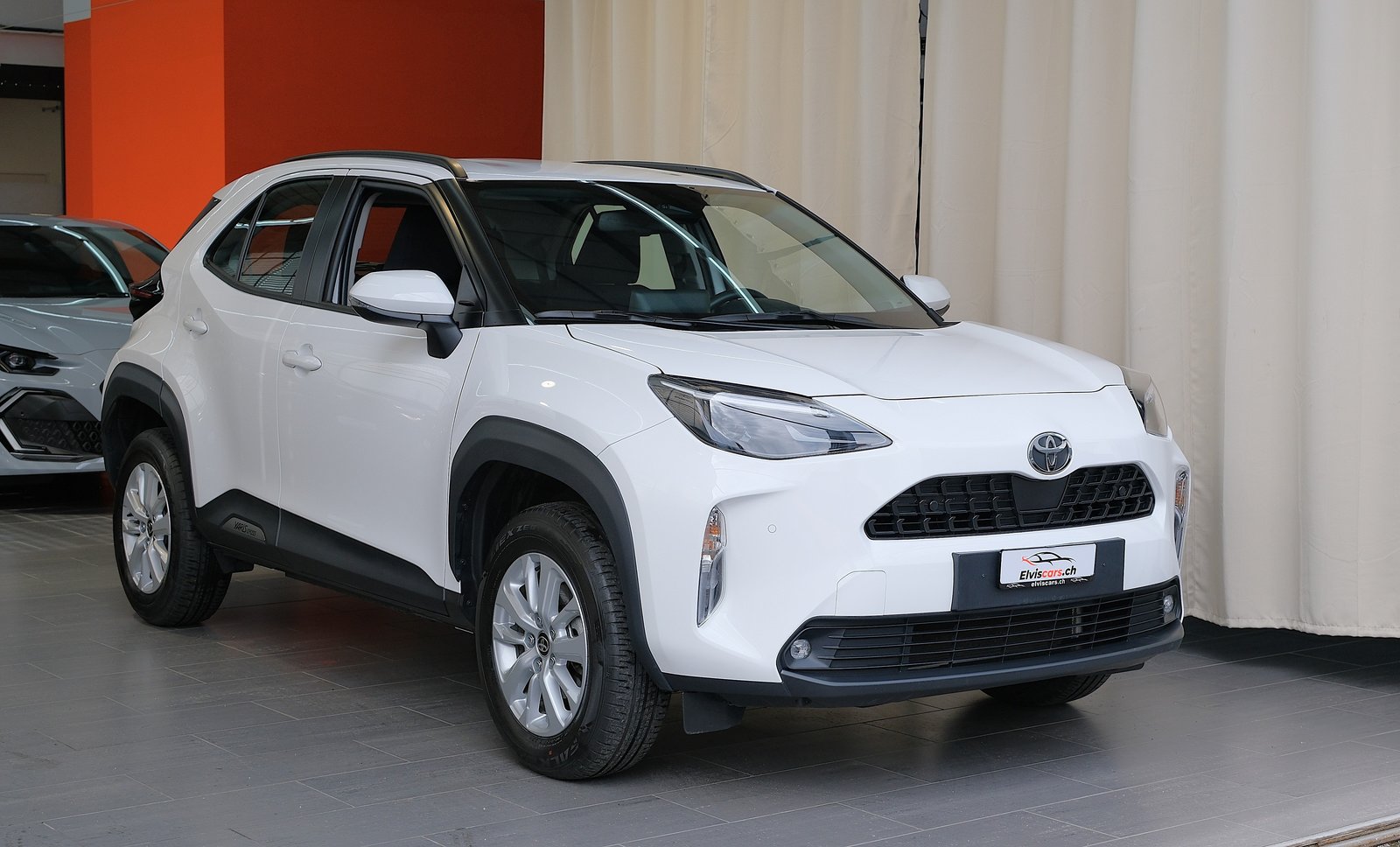 TOYOTA Yaris Cross 1.5 Trend e-CVT, Hybride Integrale Benzina/Elettrica, Occasioni / Usate, Automatico - 2