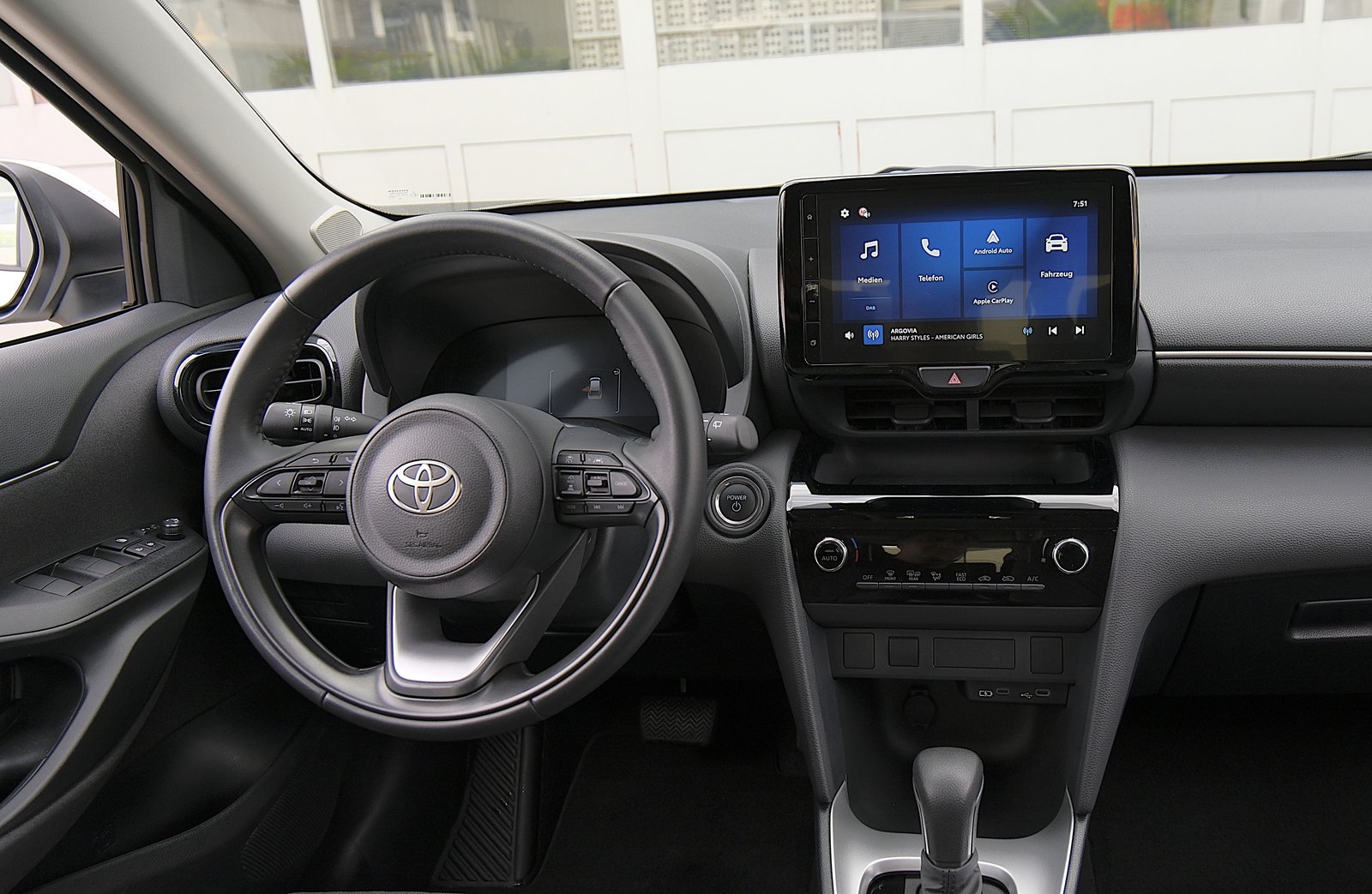 TOYOTA Yaris Cross 1.5 Trend e-CVT, Hybride Integrale Benzina/Elettrica, Occasioni / Usate, Automatico - 6