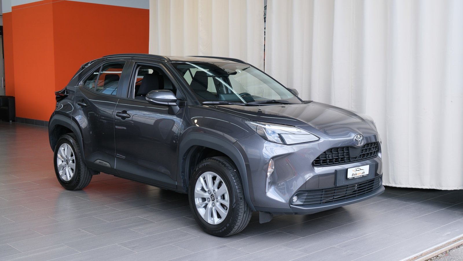 TOYOTA Yaris Cross 1.5 Trend e-CVT, Voll-Hybrid Benzin/Elektro, Occasion / Gebraucht, Automatik - 2