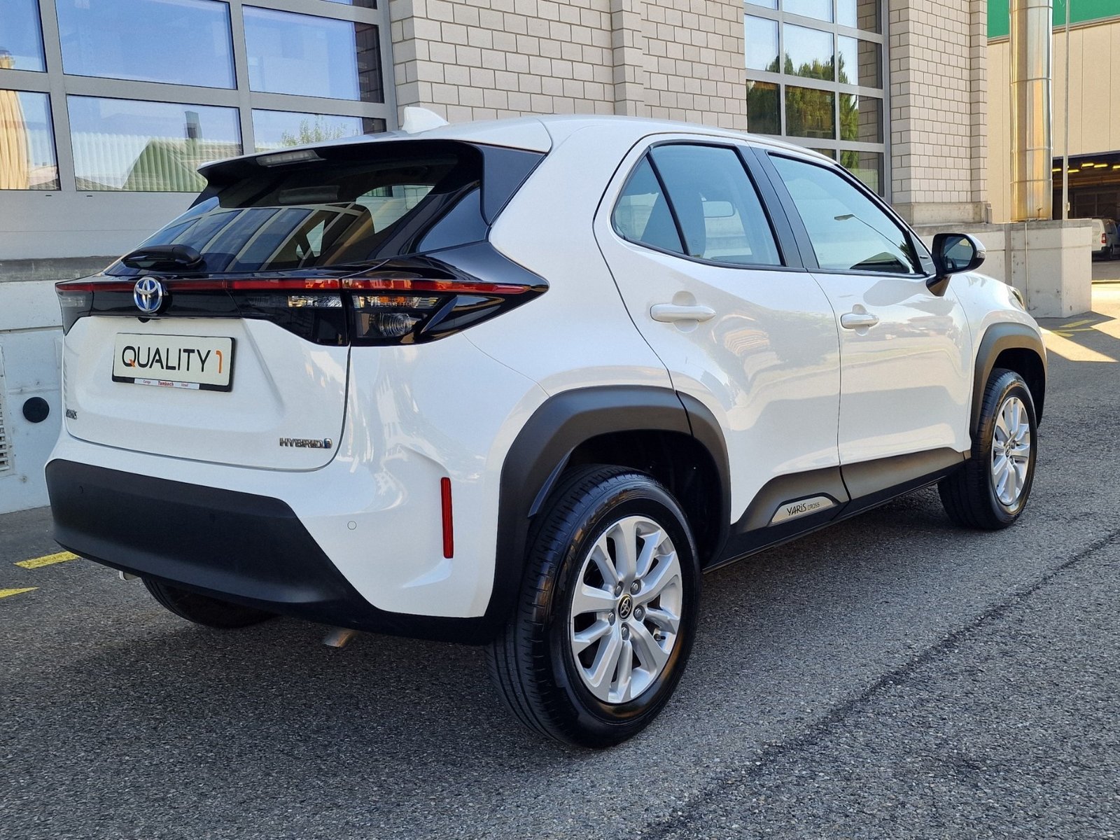 TOYOTA Yaris Cross 1.5 Comfort e-CVT, Voll-Hybrid Benzin/Elektro, Occasion / Gebraucht, Automatik - 5