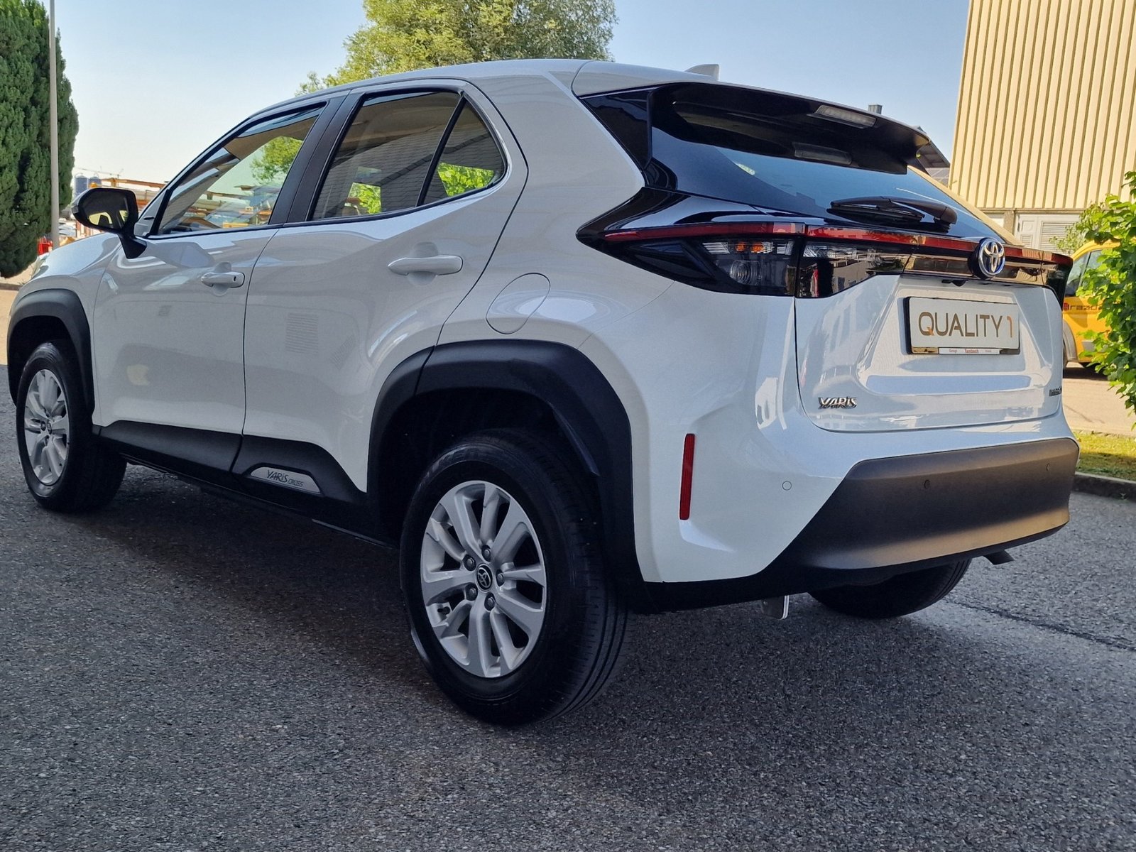 TOYOTA Yaris Cross 1.5 Comfort e-CVT, Voll-Hybrid Benzin/Elektro, Occasion / Gebraucht, Automatik - 6