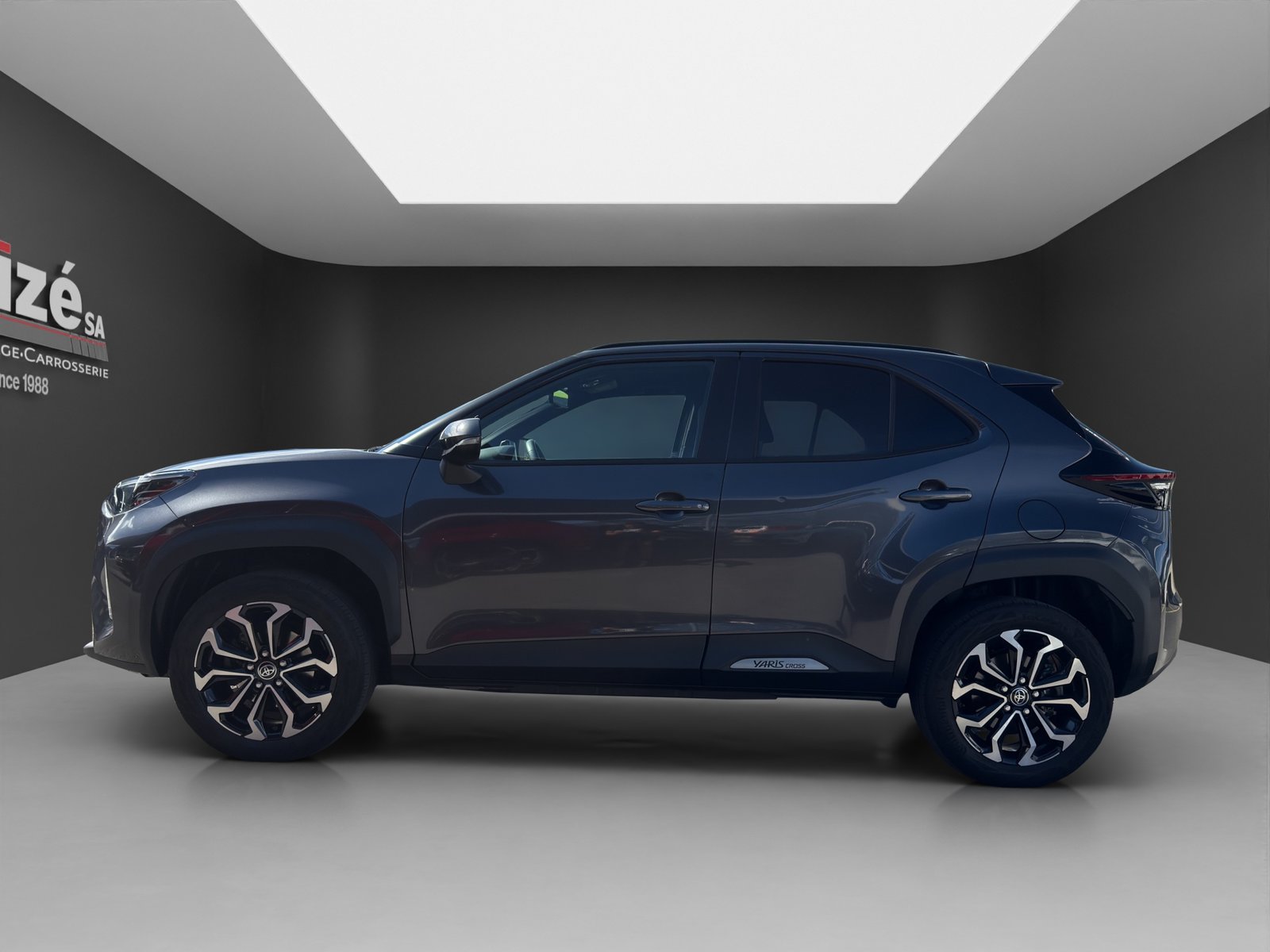 TOYOTA Yaris Cross 1.5 Trend AWDi e-CVT, Full-Hybrid Petrol/Electric, Second hand / Used, Automatic - 4