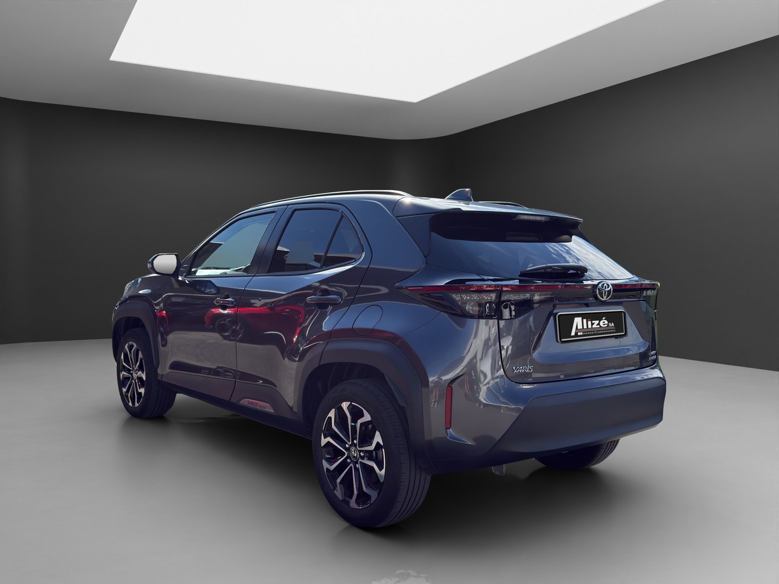 TOYOTA Yaris Cross 1.5 Trend AWDi e-CVT, Full-Hybrid Petrol/Electric, Second hand / Used, Automatic - 5