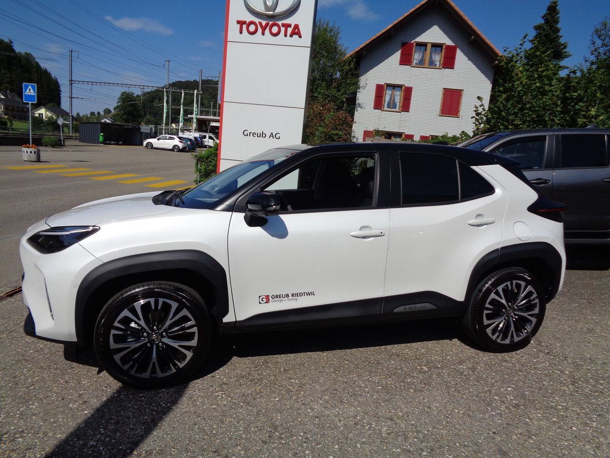 TOYOTA Yaris Cross 1.5 Elegant e-CVT AWDi, Hybride Integrale Benzina/Elettrica, Auto dimostrativa, Automatico - 3