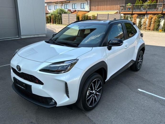 TOYOTA YARIS CROSS 1.5 VVT-i HSD GR Sport, Full-Hybrid Petrol/Electric, New car, Automatic