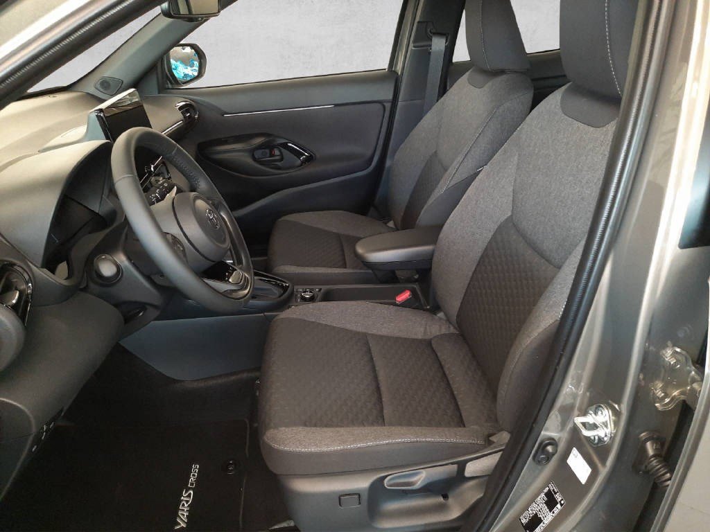 TOYOTA Yaris Cross 1.5 VVT-i HSD Trend AWD-i, Full-Hybrid Petrol/Electric, New car, Automatic - 5