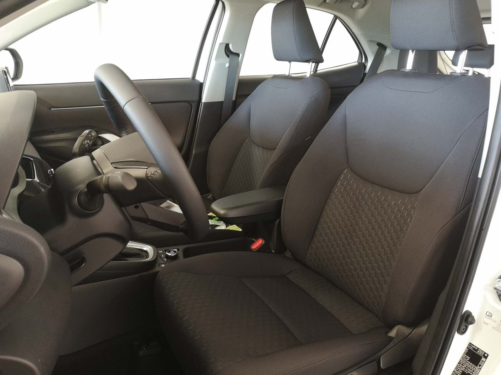 TOYOTA Yaris Cross 1.5 VVT-i HSD Comfort, Full-Hybrid Petrol/Electric, New car, Automatic - 7