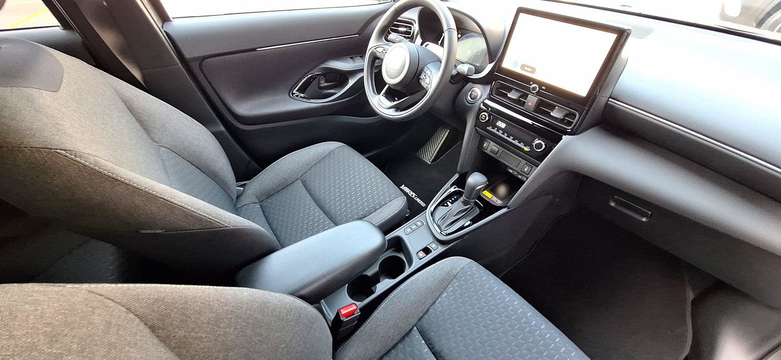 TOYOTA Yaris Cross 1.5 VVT-i HSD Trend, Hybride Intégral Essence/Électricité, Voiture nouvelle, Automatique - 6