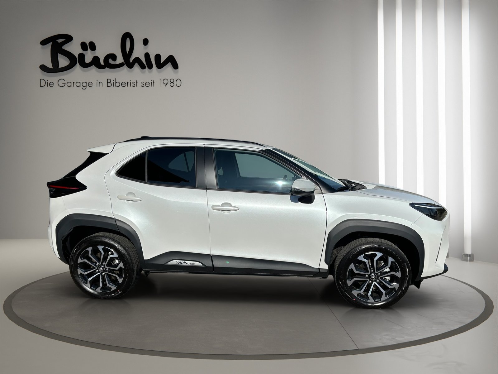 TOYOTA Yaris Cross 1.5 Trend e-CVT, Voll-Hybrid Benzin/Elektro, Neuwagen, Automatik - 4