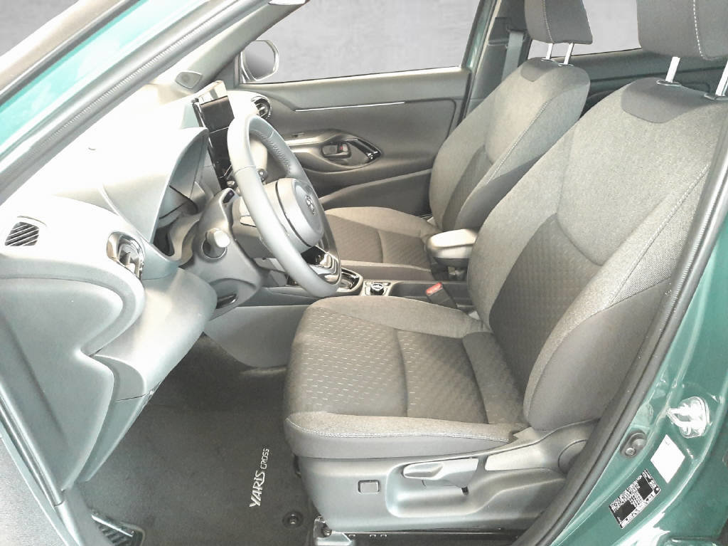 TOYOTA Yaris Cross 1.5 VVT-i HSD Trend AWD-i, Hybride Intégral Essence/Électricité, Voiture nouvelle, Automatique - 7