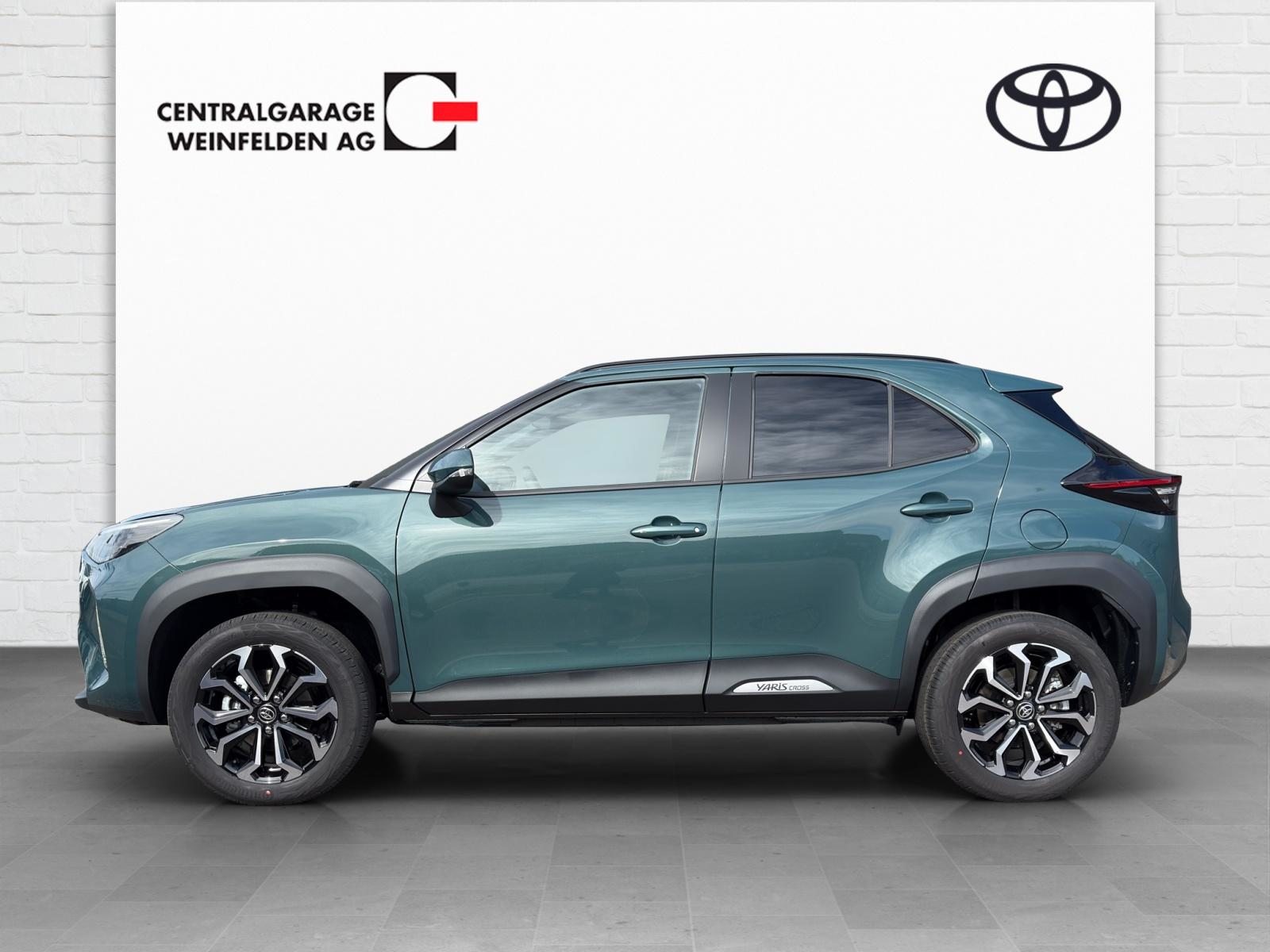 TOYOTA Yaris Cross 1.5 VVT-i HSD Trend AWD-i, Hybride Intégral Essence/Électricité, Voiture nouvelle, Automatique - 3
