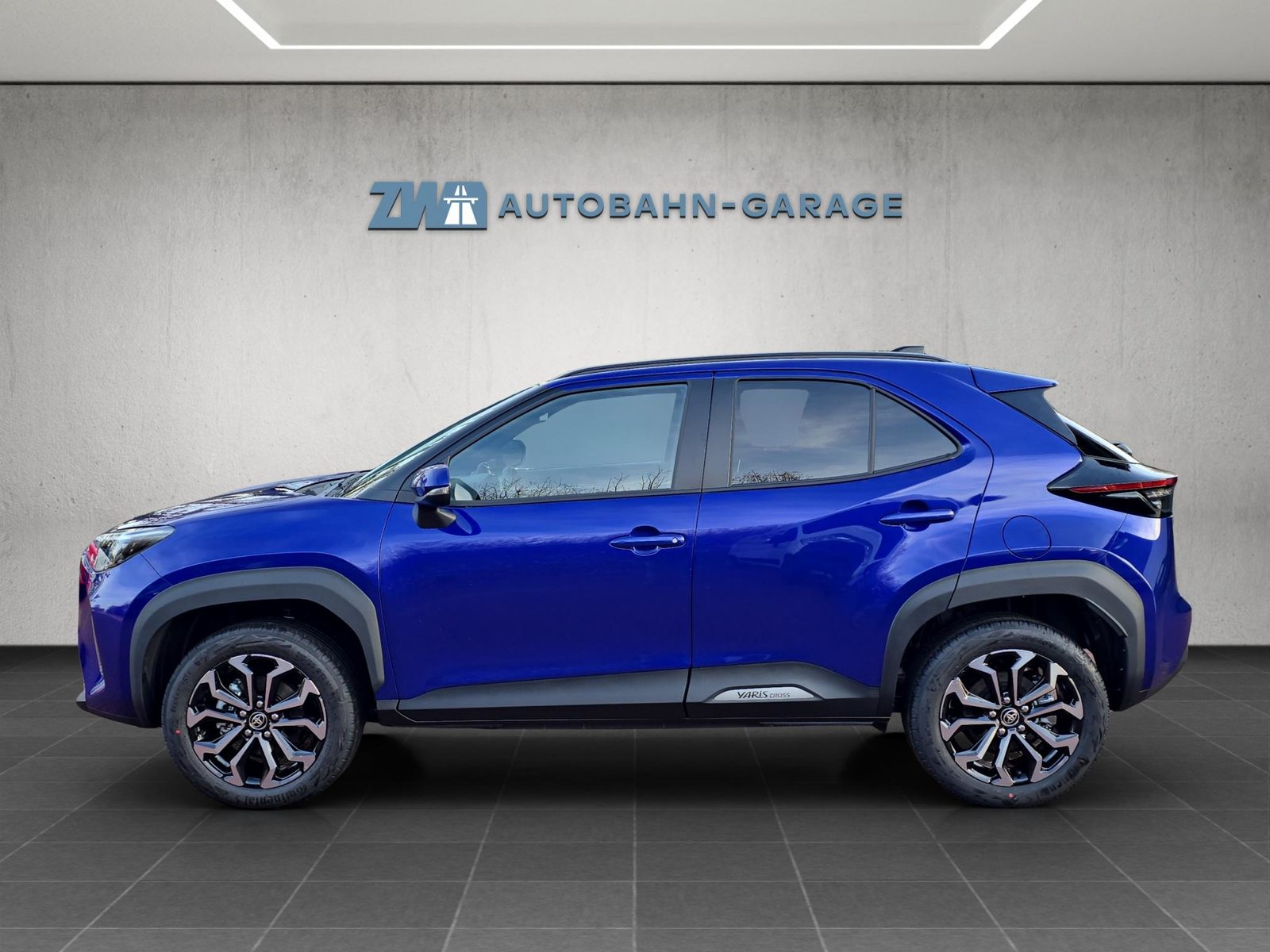 TOYOTA Yaris Cross 1.5 VVT-i HSD Trend AWD-i, Voll-Hybrid Benzin/Elektro, Neuwagen, Automatik - 2