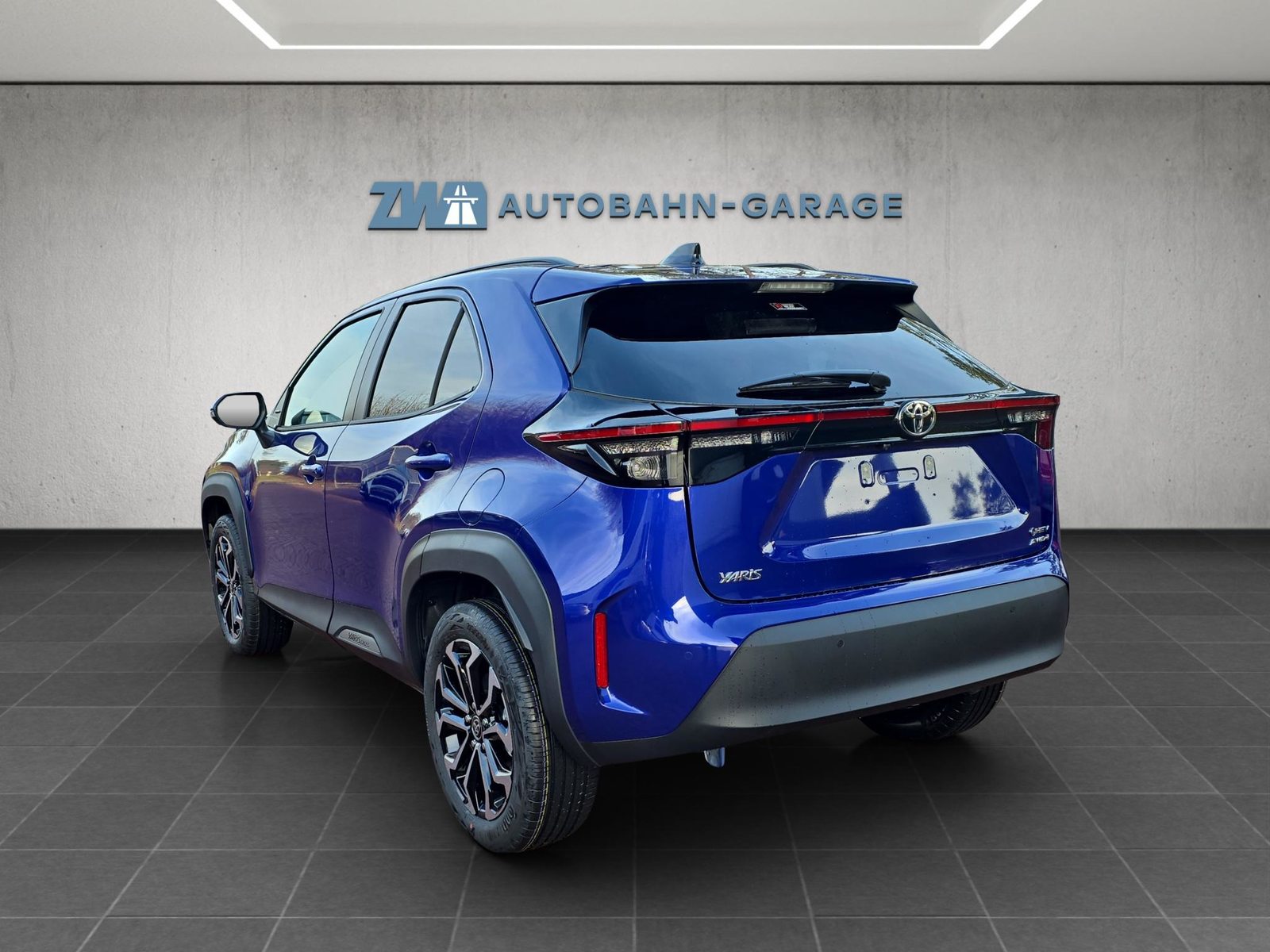 TOYOTA Yaris Cross 1.5 VVT-i HSD Trend AWD-i, Voll-Hybrid Benzin/Elektro, Neuwagen, Automatik - 3