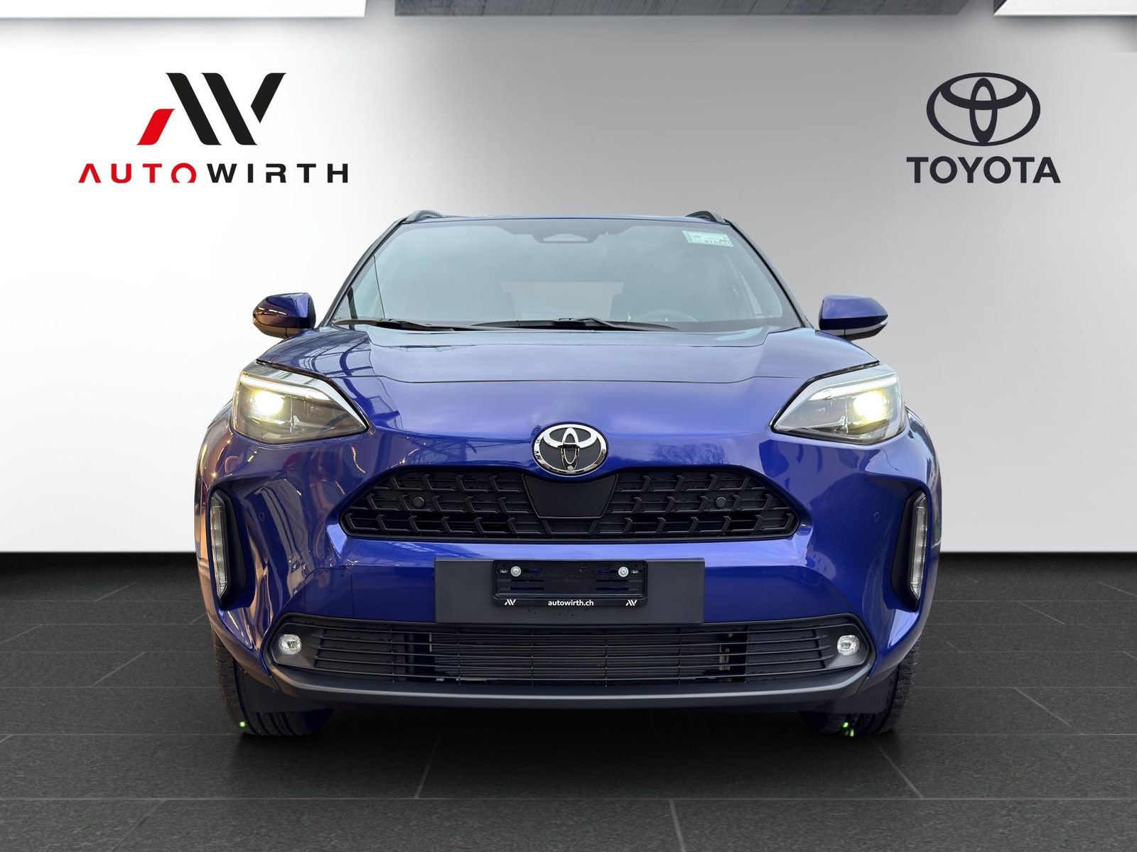 TOYOTA Yaris Cross 1.5 VVT-i HSD Trend AWD-i, Hybride Integrale Benzina/Elettrica, Auto nuove, Automatico - 2