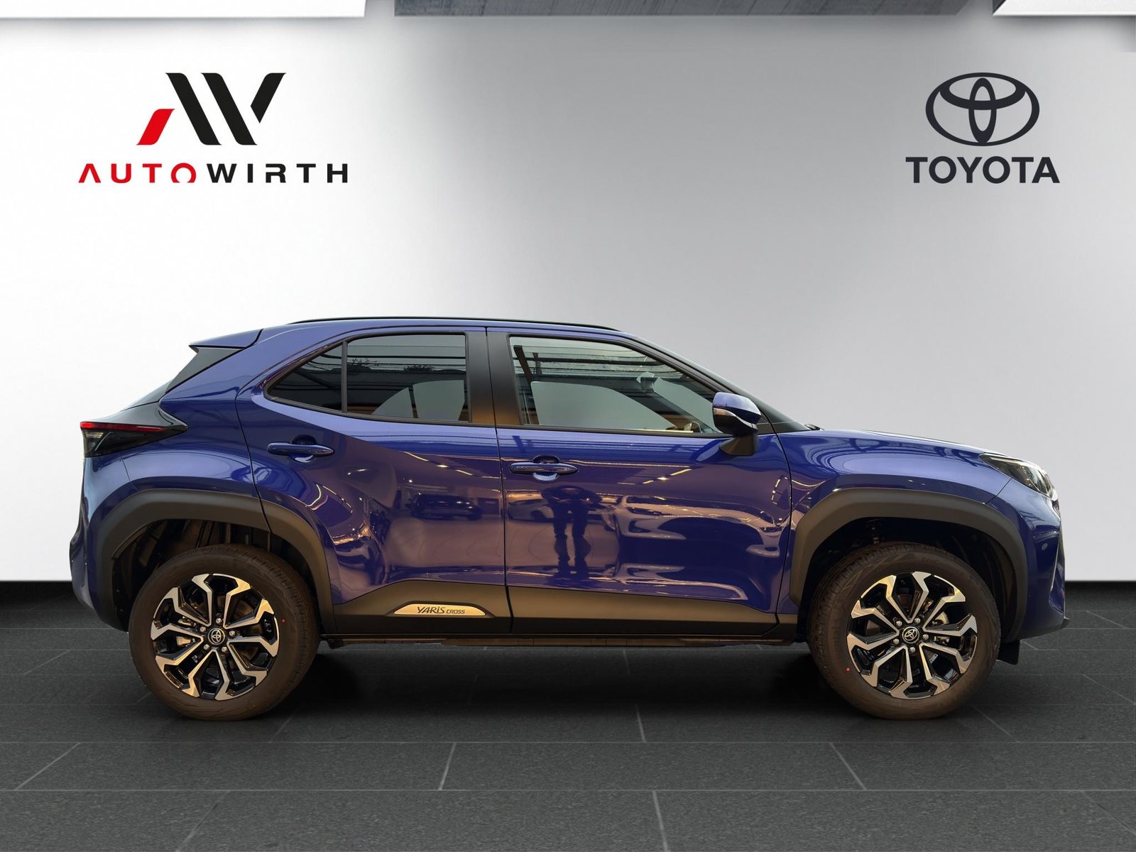 TOYOTA Yaris Cross 1.5 VVT-i HSD Trend AWD-i, Hybride Integrale Benzina/Elettrica, Auto nuove, Automatico - 4