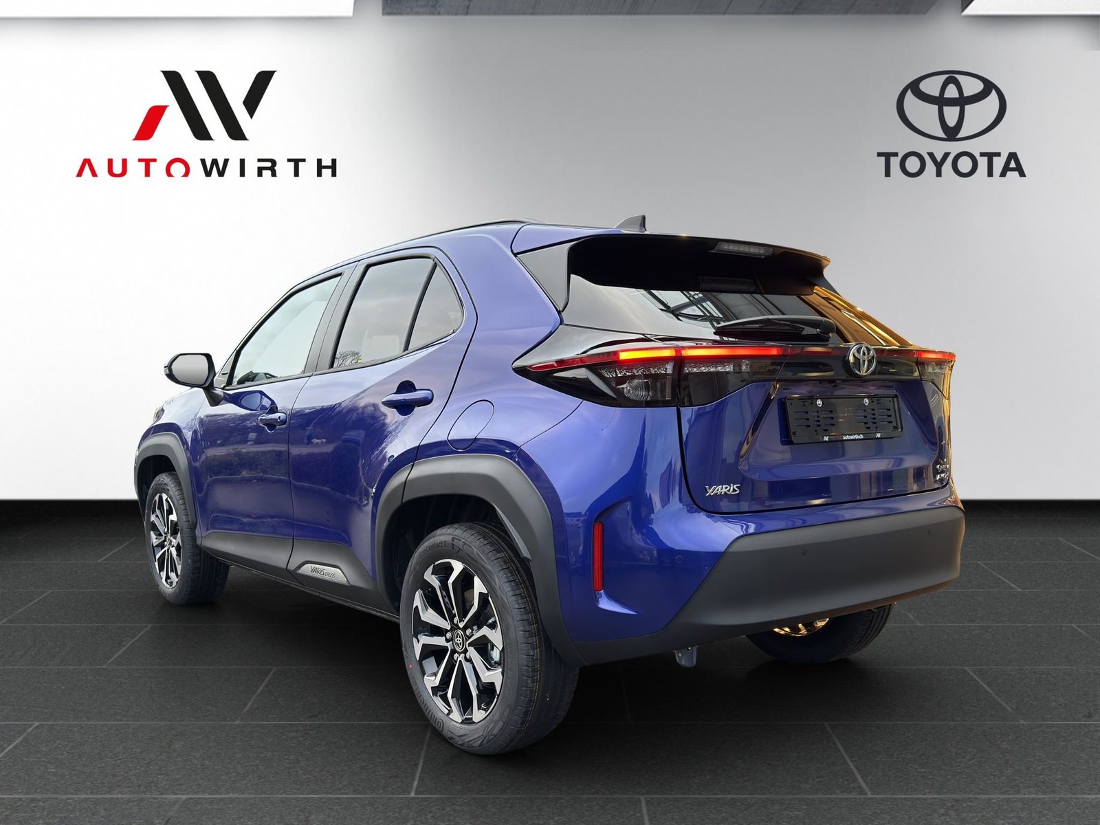 TOYOTA Yaris Cross 1.5 VVT-i HSD Trend AWD-i, Hybride Integrale Benzina/Elettrica, Auto nuove, Automatico - 7