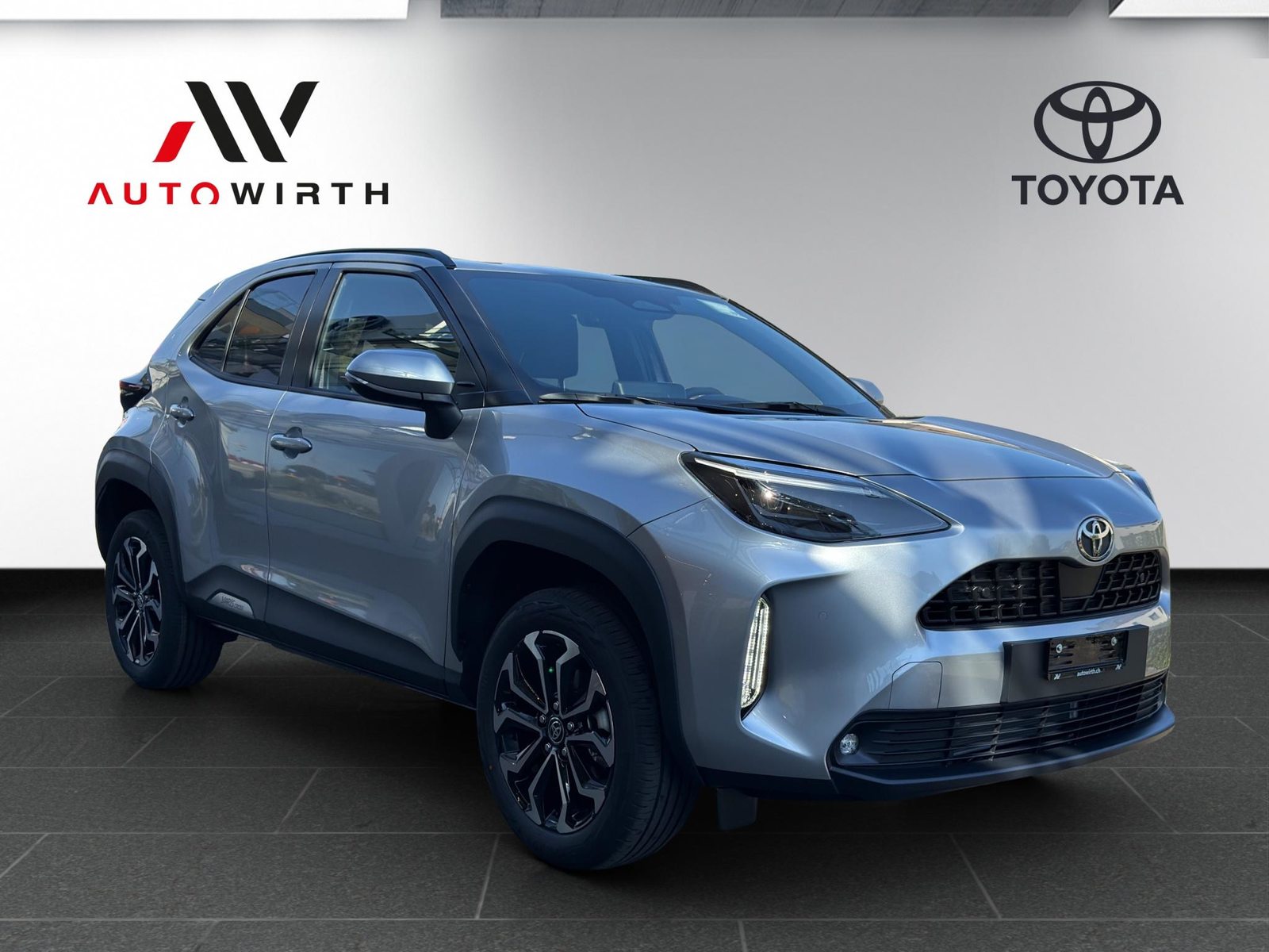TOYOTA Yaris Cross 1.5 VVT-i HSD Trend AWD-i, Voll-Hybrid Benzin/Elektro, Neuwagen, Automatik - 3