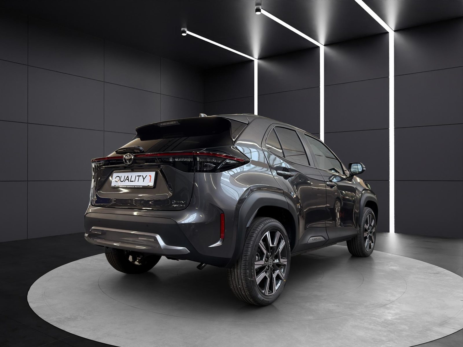 TOYOTA Yaris Cross 1.5 VVT-i HSD Premium AWD-i, Full-Hybrid Petrol/Electric, New car, Automatic - 5