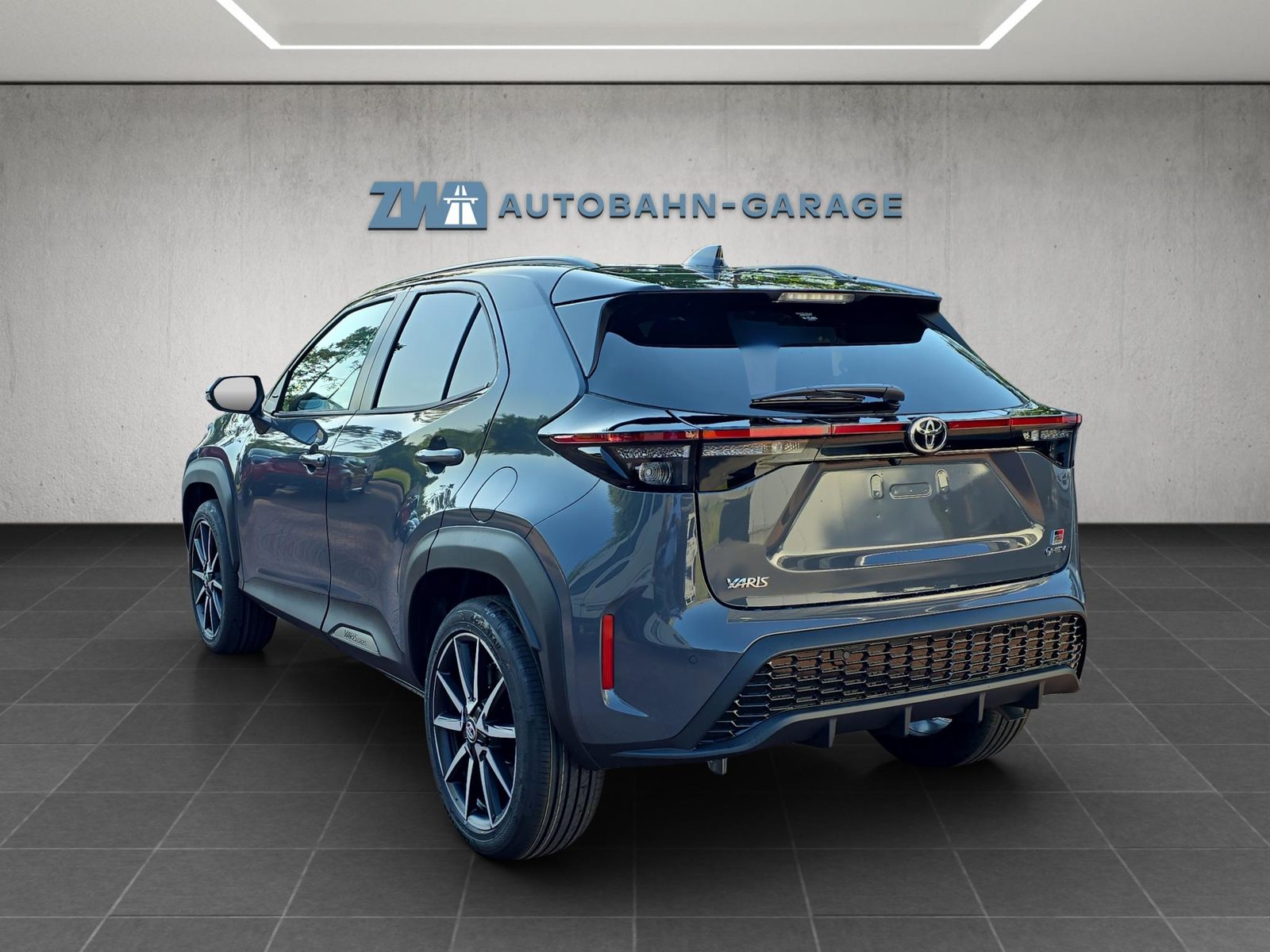 TOYOTA Yaris Cross 1.5 VVT-i HSD GR Sport, Hybride Integrale Benzina/Elettrica, Auto nuove, Automatico - 3