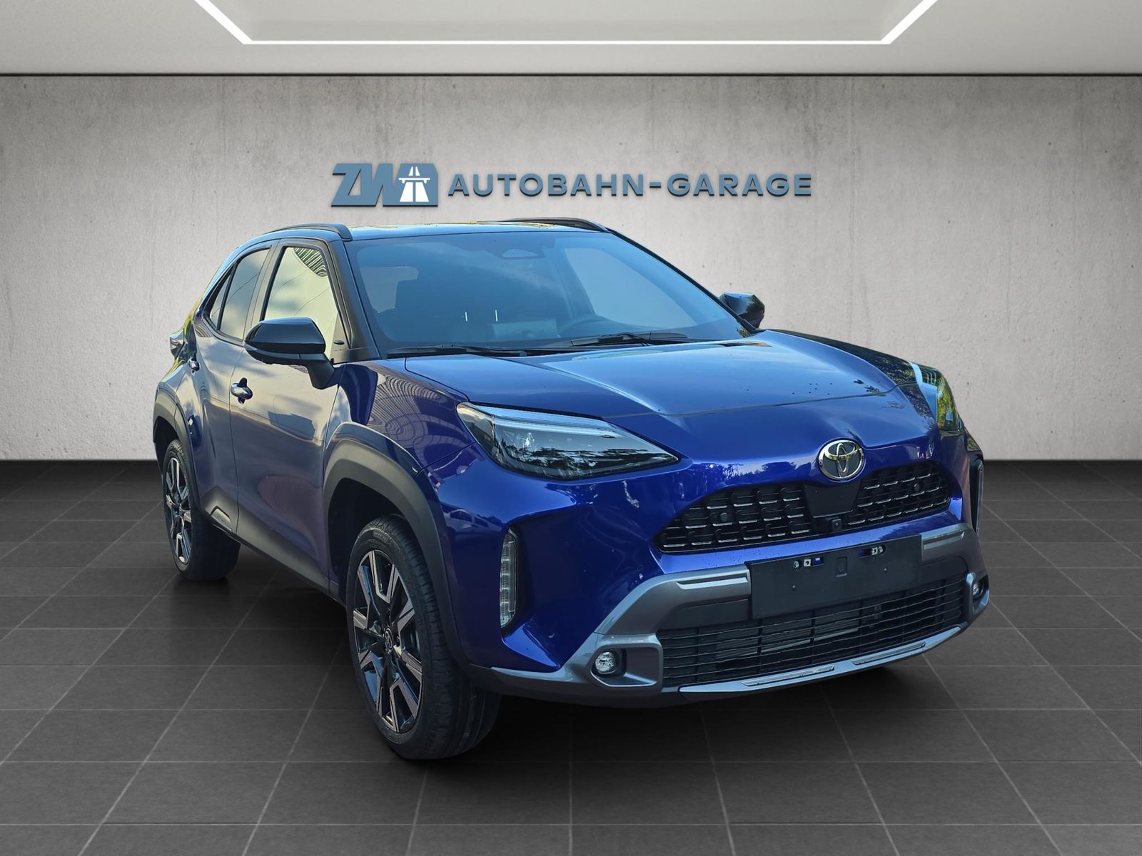 TOYOTA Yaris Cross 1.5 VVT-i HSD Premium AWD-i, Full-Hybrid Petrol/Electric, New car, Automatic - 7