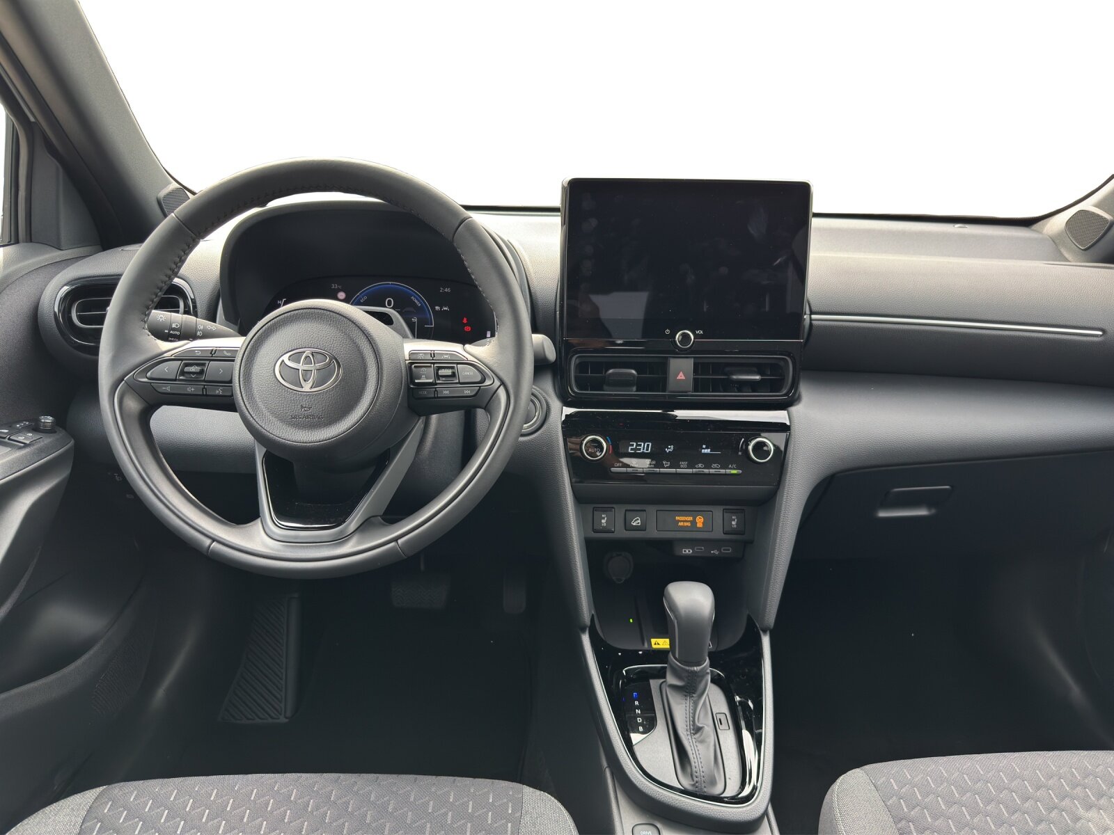 TOYOTA Yaris Cross 1.5 VVT-i HSD Trend AWD-i, Full-Hybrid Petrol/Electric, New car, Automatic - 6