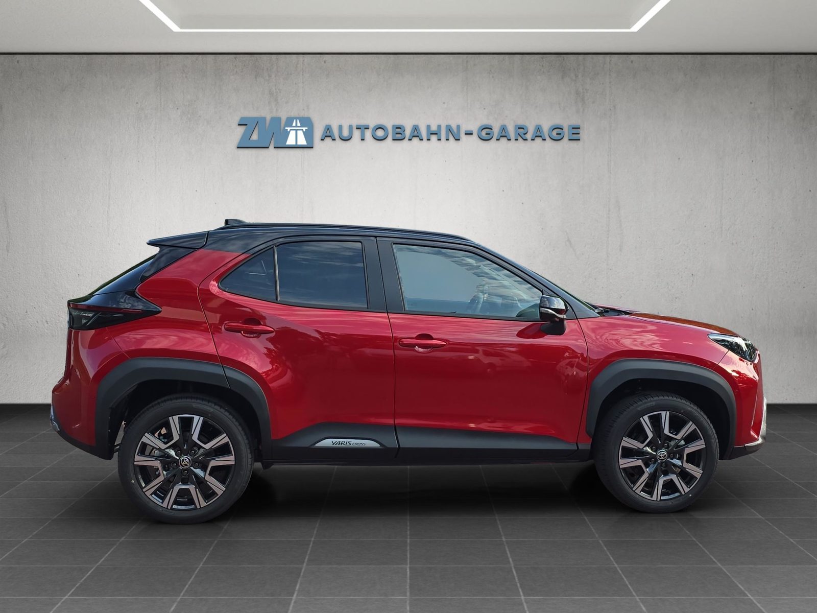 TOYOTA Yaris Cross 1.5 VVT-i HSD Premium AWD-i, Hybride Intégral Essence/Électricité, Voiture nouvelle, Automatique - 6